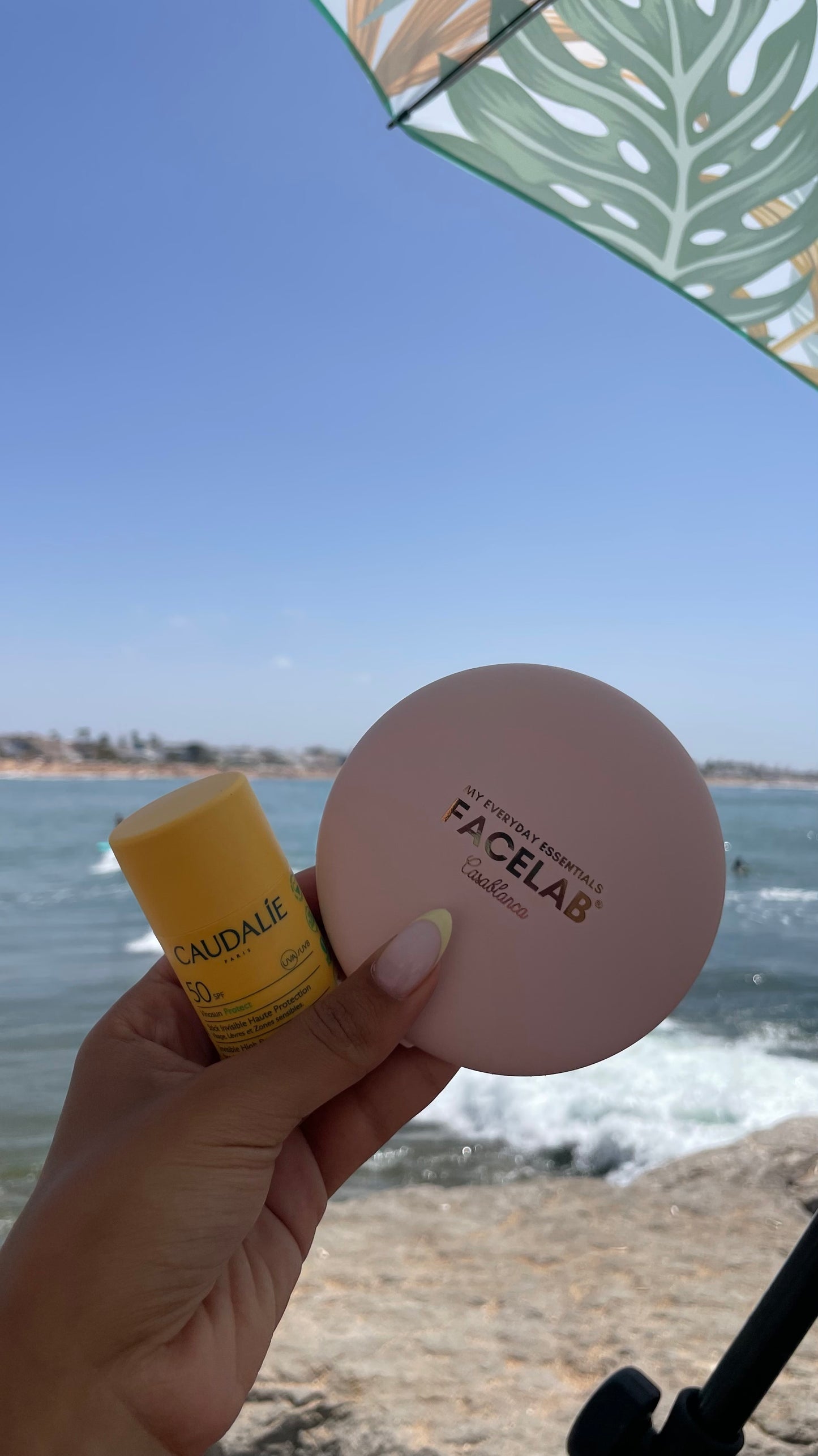SunTouch Duo Miroir Caméra UV & CAUDALIE Stick Solaire SPF50